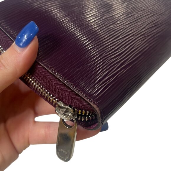 Louis Vuitton 2008 France Purple Epi Zip Around Wallet - Picture 2 of 14
